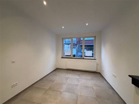 Appartement te huur - Foto 3