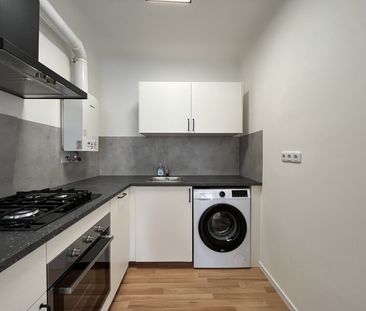 Erstbezug nach Renovierung! Attraktive Garçonnière Nähe Hütteldorfe... - Photo 2