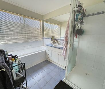 40 Bassett Drive, Strathfieldsaye - Photo 5