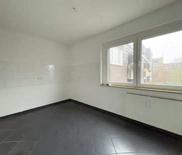 ++schöne 3 Zimmer Wohnung mit Balkon++ - Foto 3