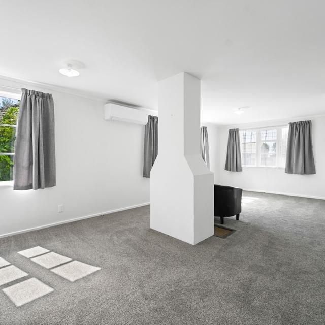 15 Paul Crescent - Photo 1