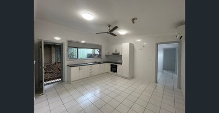3 Bedroom Granny Flat In Prime Location - Photo 3