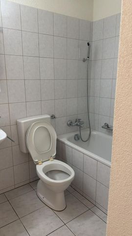 2.5 Zimmer, 2. Stock - Photo 3