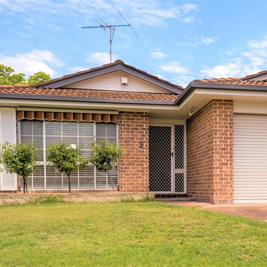 Cozy Three Bedroom Home&excl; - Photo 1