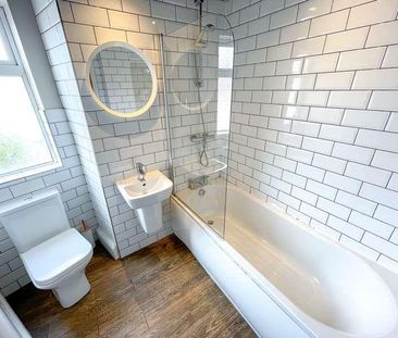 Salisbury Road, L15 - Photo 1