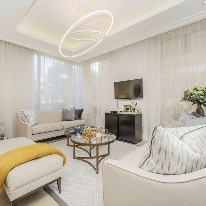 3 bedroom flat to rent - Photo 1