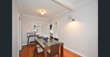 Family Home!! - Photo 4