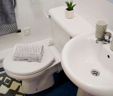 Deluxe Ensuite - Photo 4