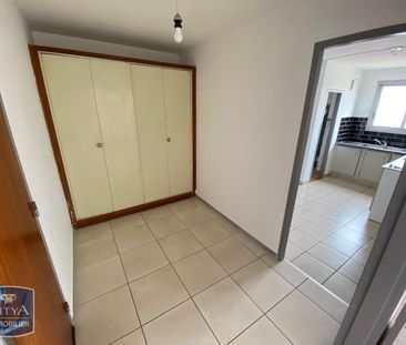 Location Appartement 3 pièces 90m² LE PORT 97420 - Photo 4