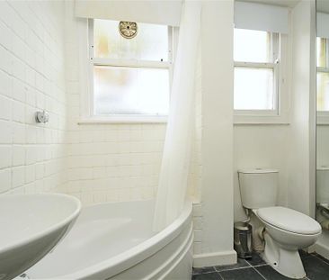 Dewsbury Court - Photo 5