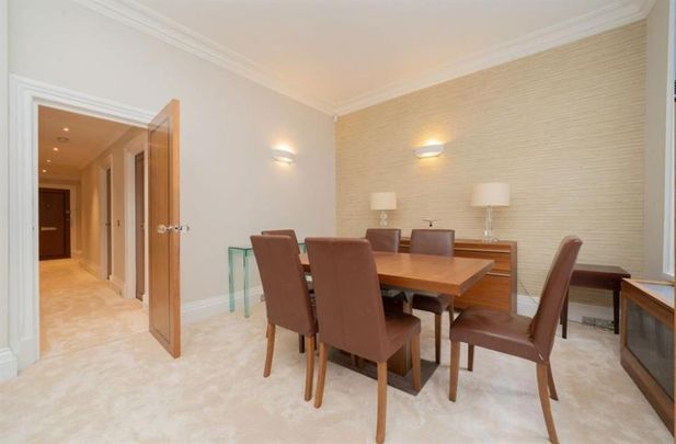 BERKELEY STREET, W1J, London - Photo 1