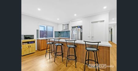 Modern & Spacious Family Home!! - Photo 5