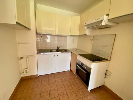 Location Appartement 2 pièces 44m² ORLEANS 45000 - Photo 5