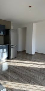 Location Appartement 2 pièces 50m² ETAMPES 91150 - Photo 3