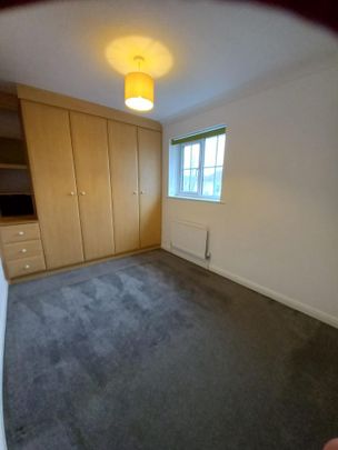 2 bedroom end of terrace house to rent - Photo 1