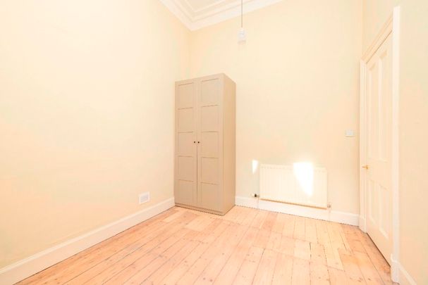 3 bedroom flat to rent - Photo 1