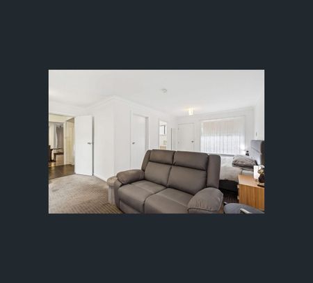 4 Phoebe Avenue, Modbury Heights, SA 5092 - Photo 3