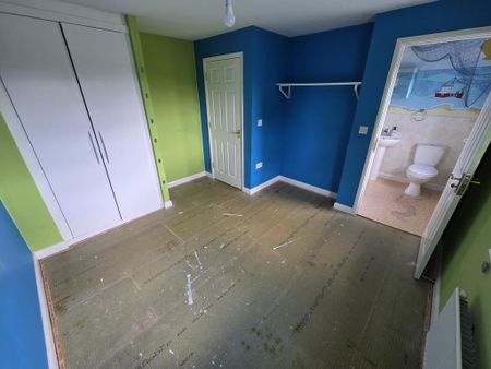 4 bedroom townhouse to rent - Photo 5