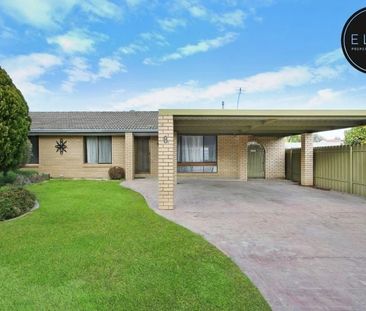 8 Renwick Court, Lavington - Photo 1