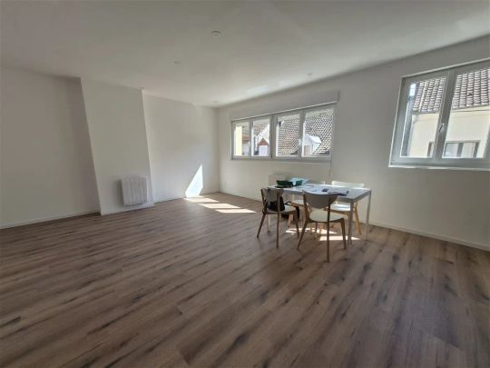 Location appartement 3 pièces - 41m² à Auchel (62260) - Photo 1