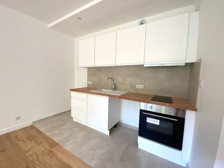 APPARTEMENT T1 DE 38M² AVEC JARDINET, DANS RÉSIDENCE SENIOR - Photo 5