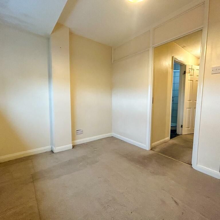 2 Bedroom Flat To Let (All Bills Included) - Photo 1