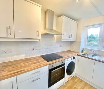 Parsonage Road, Grays, Property for rent - Photo 1