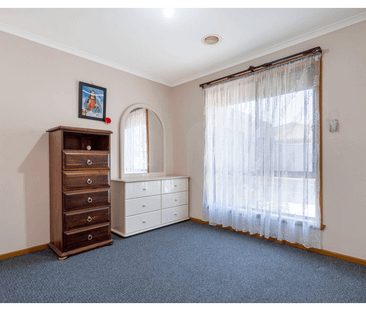 Family Home in Meadow Heights - Photo 2