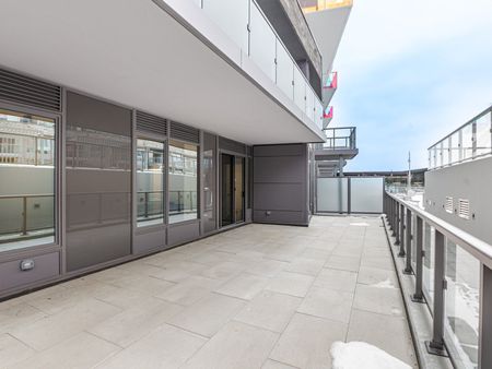 For Lease - 333 Sunseeker Avenue Unit# 138, Innisfil, Ontario - Photo 3