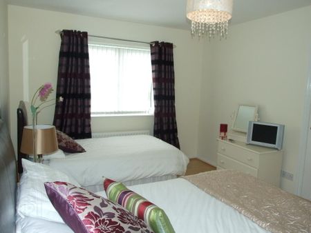 37 Old Castle Court (Student Let), Portrush, BT56 8GR - Photo 5