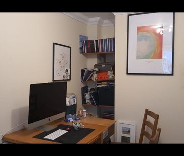 Room in a Shared Flat, Broadway, SW19 - Photo 4