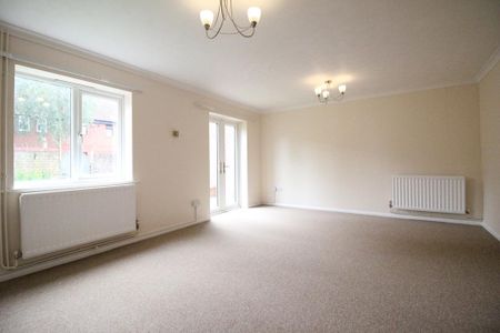 2 bedroom terraced house to rent - Photo 2