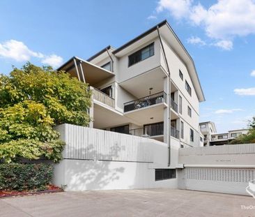 Furnished 2B2B Apartment at heart of Toowong - Photo 2