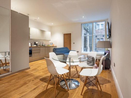 3 bedroom apartment to rent - Photo 1