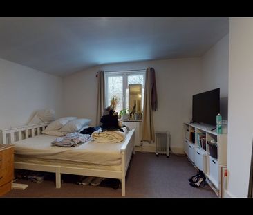 5 Bed Semi-Detached House, Clayton Road, SE15 - Photo 1