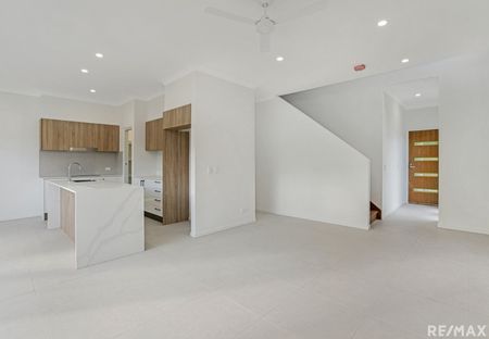 13/231 Government Road, Labrador QLD 4215 - House For Rent | Domain - Photo 2