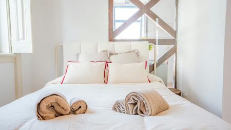 Beco de Santa Helena, Lisbon, Lisbon 1100-117 - Photo 2