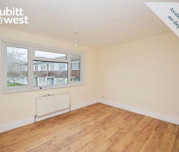 4 bedroom end of terrace house to rent - Photo 4