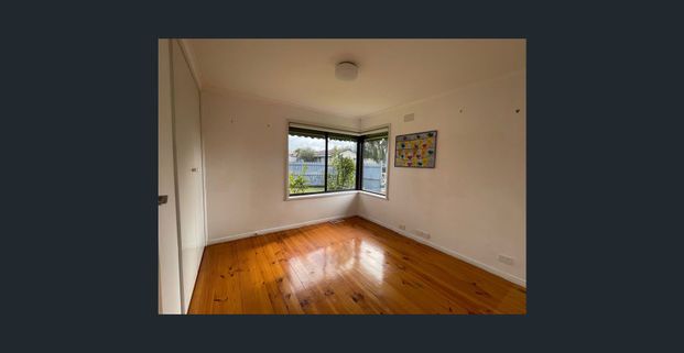 Welcome to 5 Springside Drive – Your Ideal Family Home in Grovedale - Photo 1