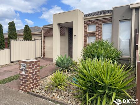 Comfort & Location – single storey house located in Truganina - Photo 5