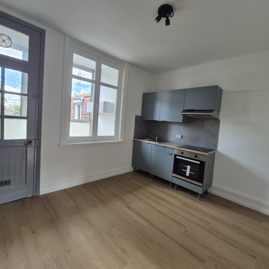 Location Appartement 2 pièces 27m² LILLE 59260 - Photo 1