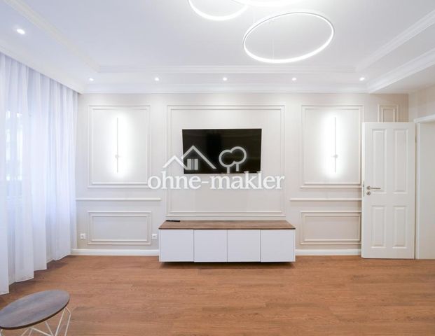 Stilvolle 2-Zimmer-Hochparterre-Wohnung mit luxuriöser Innenausstattung - Foto 1