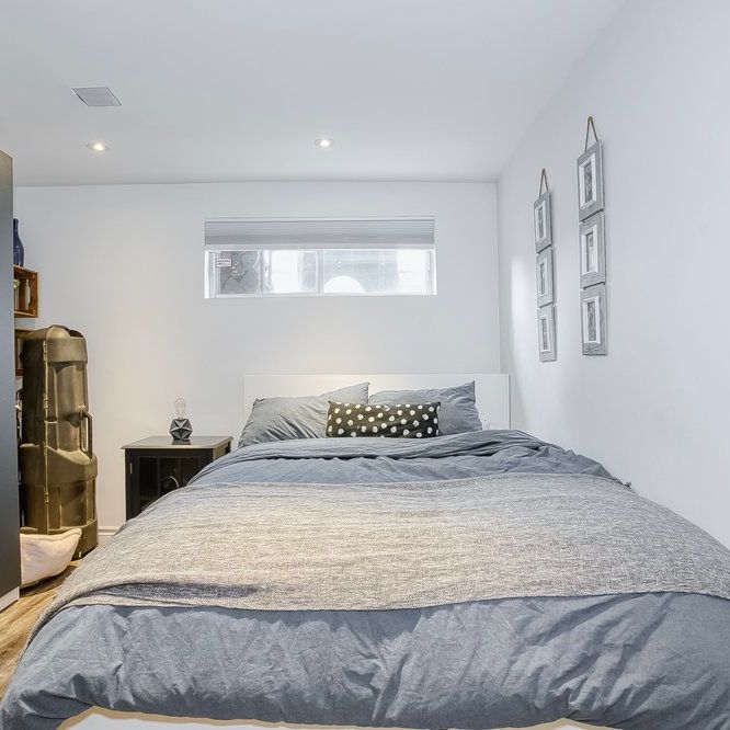 For Lease - 12 Leavenworth Crescent, Toronto, Ontario - Photo 1