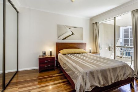 The Savoy | Fantastic Furnished Apartment - Photo 2