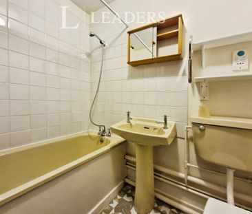 studio to rent Forton Road, Gosport, PO12 - Photo 4