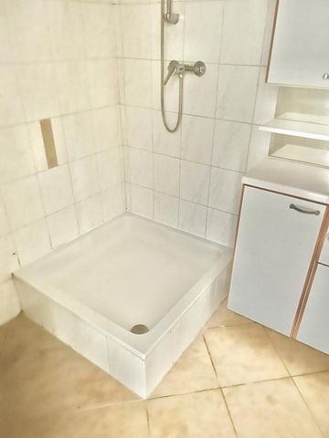 3-Zimmer-Wohnung mit großem Balkon zur Vermietung ! - Photo 4