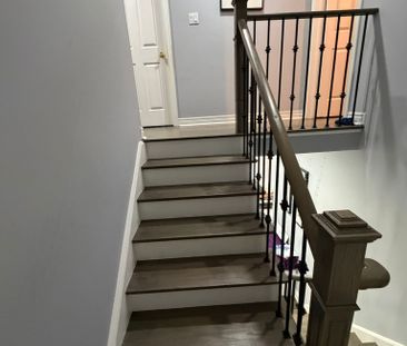 For Lease - 7549 Doverwood Drive, Mississauga, Ontario - Photo 2