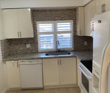 For Lease - 513 Lynett Crescent, Richmond Hill, Ontario - Photo 5