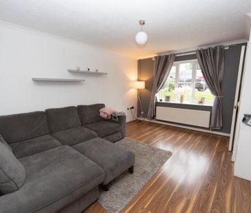 2 bedroom terraced house to rent - Photo 2