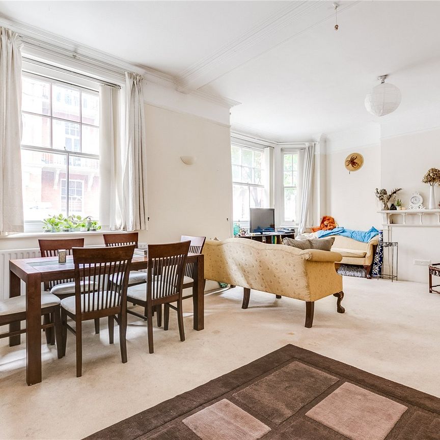 Rugby Mansions, London, W14, London - Photo 1